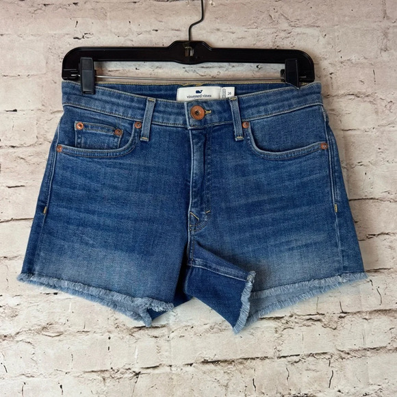 NWT vineyard vines Women's Size 26 Indigo Denim Shorts Cut Off Frayed USA $98 - Picture 2 of 9